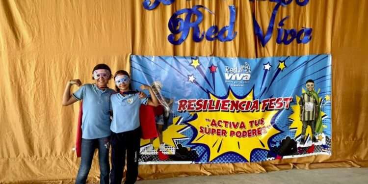 Héroes Resilientes lleva herramientas para la vida a las aulas escolares de Honduras
