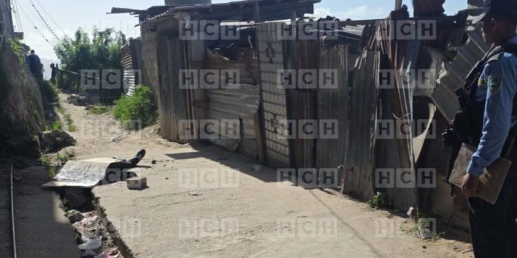 ¡Brutal! A pedradas matan a joven en Brisas del Picacho