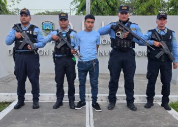 ¡Cae presunto sicario! Lo acusan de ejecutar a una pareja frente a sus hijos en SPS