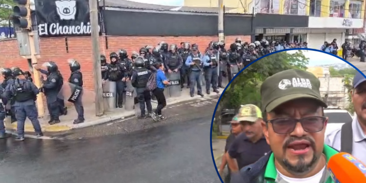 ¡Cero tolerancia! Con “gaseada” y tanqueta, desalojan a campesinos que protestaban en el INA