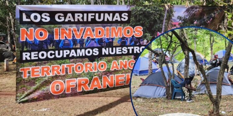 ¡Frente a la CSJ! Garífunas mantienen campamento indefinido exigiendo cierre de causa contra cinco defensores