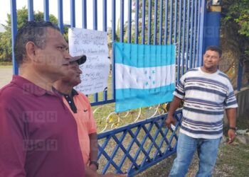 ¡Grosería! Guardias se toman la OABI en La Ceiba por falta de pago: “No tenemos comida”