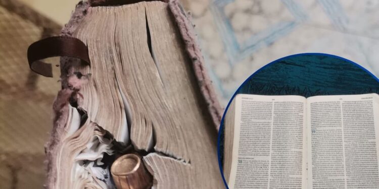 ¡La palabra de Dios permanece para siempre! Las balas acabaron con el pastor, pero no con su Biblia