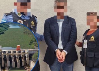 ¡Le cayó la ley bajando del avión! Capturan a hondureño vinculado a fraude de L33 millones en Patuca III