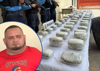 ¡No le salió la vuelta! “El Gordo” llevaba 45 paquetes de “moña” en la llanta de repuesto