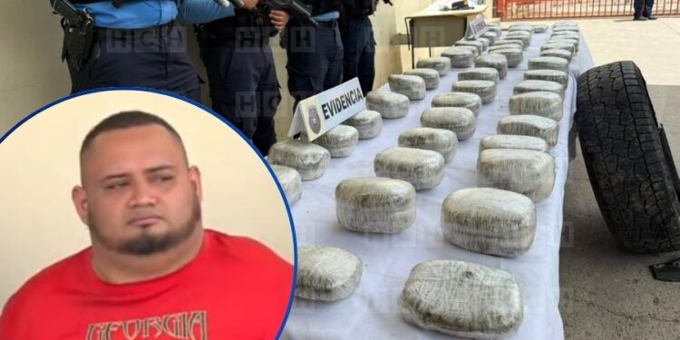 ¡No le salió la vuelta! “El Gordo” llevaba 45 paquetes de “moña” en la llanta de repuesto