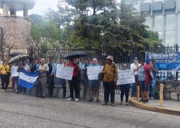 ¡Protesta en la CSJ! Exempleados de Insep exigen avances en el proceso sobre Pago del IPC