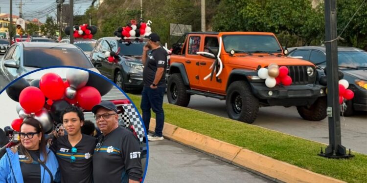 ¡Rumbo a su gran año! Seniors de la International School llenan de alegría el Anillo Periférico con su tradicional caravana