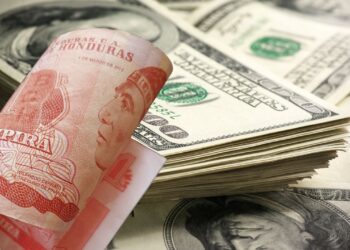 ¡Se despluma el indio! El dólar ya se cotiza a más de 27 lempiras
