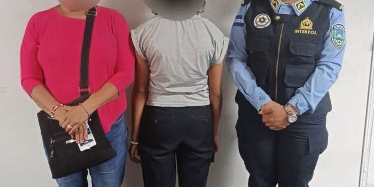 ¡Se fugó con el novio, harta de cuidar a sus hermanitos! Menor de 15 años que estaba desaparecida aparece sana y salva