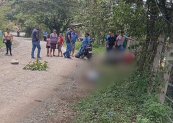 ¡Sigue corriendo la sangre! En plena marcha, acribillan a dos ocupantes de moto en Santa Bárbara