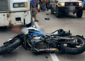 ¡Tragedia! Motociclista perece arrollado por rastra en bulevar de Choloma