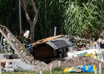 ¡Ya no se aguanta el tufo! Abandonan ataúd con todo y cuerpo en cementerio de Siguatepeque