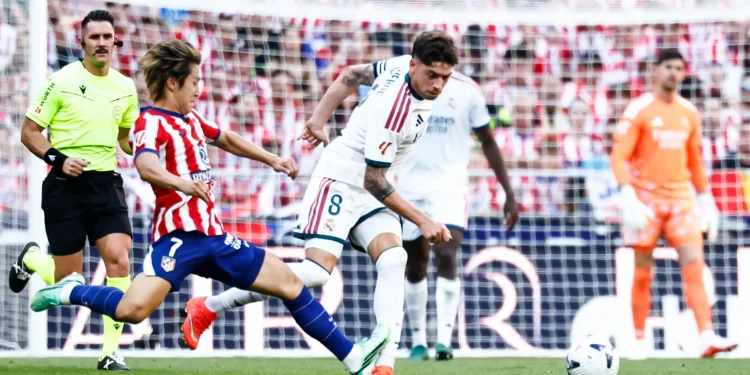 ¡Polémica arbitral! El CTA admite dos graves errores en el derbi entre Real Madrid y Atlético