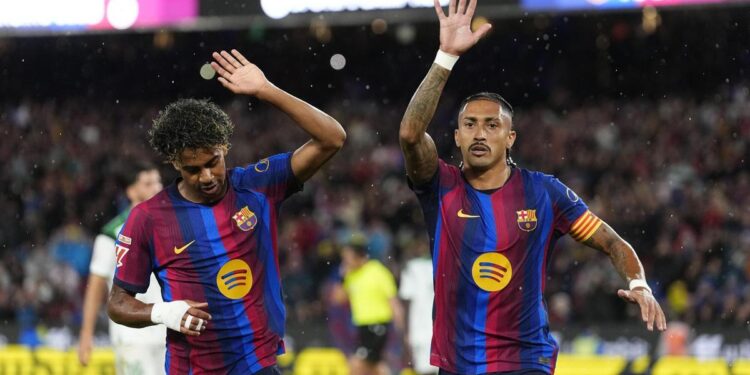 El rodillo azulgrana no perdona: El FC Barcelona aplasta 7-2 al Racing y firma su mejor arranque histórico