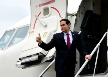Marco Rubio visita Ecuador en medio de los bombardeos de EE.UU. a embarcaciones en el Pacífico