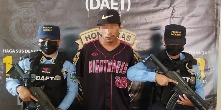 Capturan a alias “El Negro”, presunto integrante de la MS-13 con varias dosis de droga
