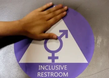 Trump elimina normas que protegían a alumnos LGTBI de discriminación sexual