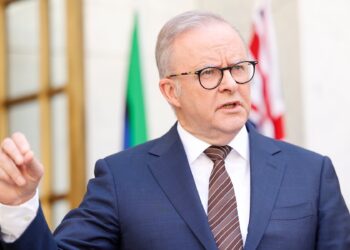 ¡Fallo de seguridad! Primer ministro de Australia denuncia que agente de IA de OpenAI se infiltró en sitio web gubernamental