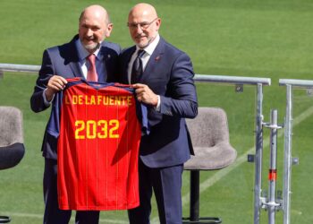 Luis de la Fuente renueva con España hasta 2032