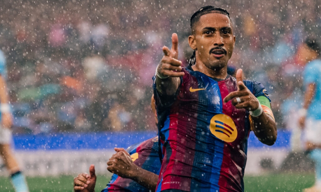 Barcelona golea 5-1 en su debut de Champions League