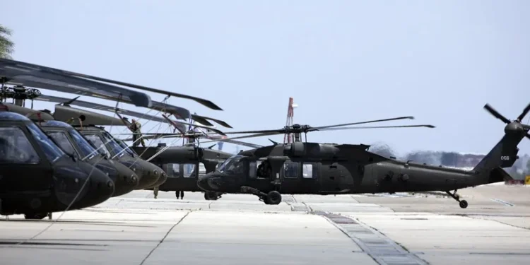 EE.UU. aprueba vender cuatro helicópteros Blackhawk a Argentina por 140 millones de dólares