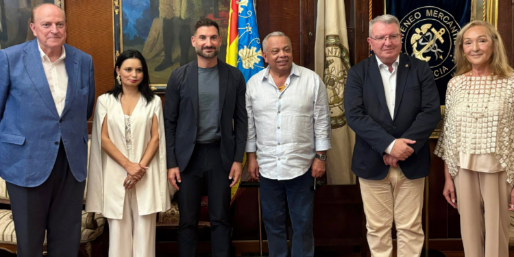 “La diversidad no se tolera, se celebra”: Stéphane Soriano durante homenaje a Eduardo Maldonado