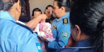 ¡La dejaron con una nota! Recién nacida de tres días es abandonada en la Ermita de Suyapa