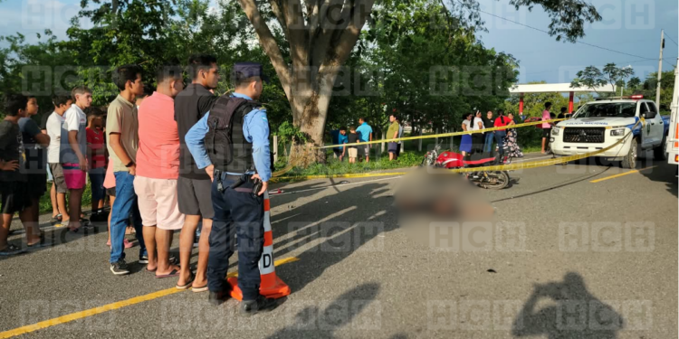 ¡Piques mortales! Dos jovencitos mueren en aparatoso accidente en carretera de Olanchito, Yoro