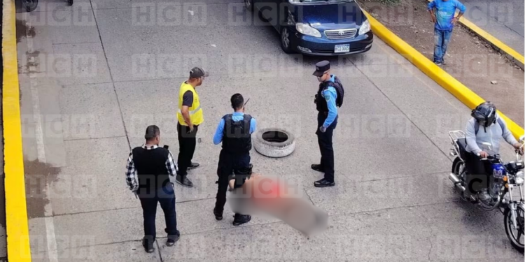 ¡Lamentable! Confirman muerte de hombre que se lanzó desde un puente en la colonia Kennedy