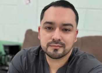 ¡Nuevo director! Edgardo Iraheta toma las riendas del Hospital Mario Catarino Rivas