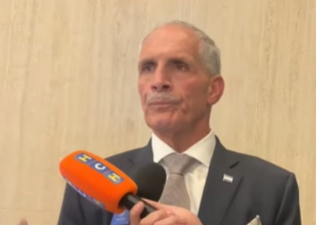 Asfura busca ayuda para 50 mil tepesianos: “Hablamos con delegado de la Casa Blanca para analizar sus casos”