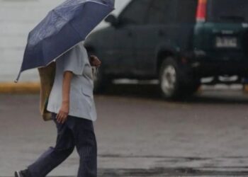Lluvias y chubascos con tormentas eléctricas azotarán varias regiones del país