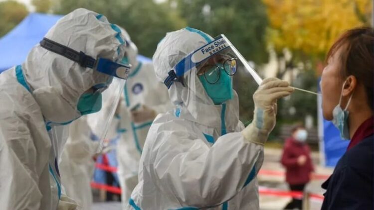China reporta el primer caso grave en humanos del virus Oya