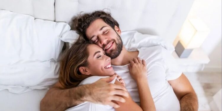¿La noche o la tarde? Esta sería la mejor hora para tener relaciones sexuales