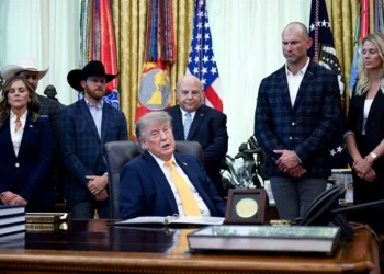 Trump justifica a JD Vance por negar que hay una guerra en Irán: “Es un conflicto menor”