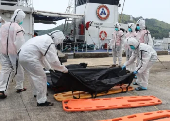 Filipinas eleva a 76 los muertos por el incendio de un barco de pasajeros