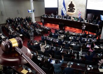 Iniciativa de juicio político contra más de 80 diputados no pasó | Resumen Legislativo