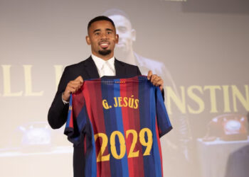 Gabriel Jesus es presentado por el Barcelona