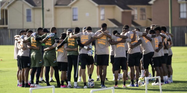 Honduras convoca 14 legionarios para la Liga de Naciones; Rubio, Róchez y Maldonado regresan… Marathón sigue cortado