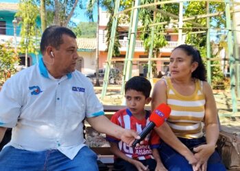 ¡Otro palancazo de Bukele! El pequeño Nehemías será atendido en El Salvador, mientras que “Papi” promete ayudarle con el traslado
