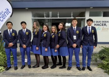 Honduras destaca como el único país de Centroamérica en participar en el encuentro escolar de liderazgo CENIT en Lima, Perú