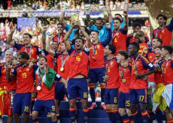 España conserva su columna vertebral mundialista para encarar el inicio de la UEFA Nations League