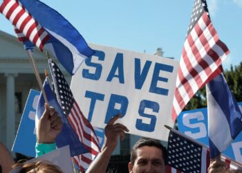 La falta de un anuncio sobre el TPS mantiene en vilo a más de 170 mil salvadoreños en Estados Unidos