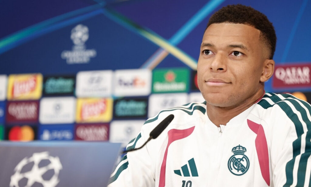 Mbappé responde críticas sobre su sacrificio defensivo