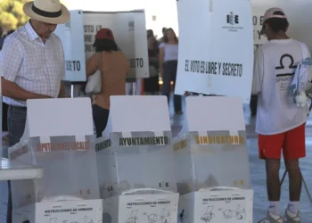 México inicia proceso para las elecciones intermedias de 2027 con 20,000 cargos en disputa