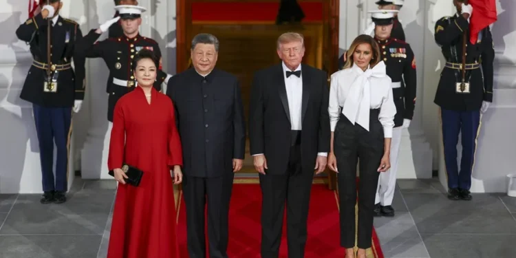 Trump y Melania reciben a Xi y a su esposa para una cena de Estado en la Casa Blanca