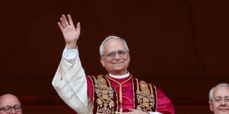 El Papa León XIV se reúne con víctimas en Francia y pide continuar con firmeza la lucha contra “lacras de los abusos”