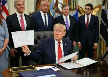 Trump anuncia histórico pacto de seguridad con Dinamarca que otorga a EE. UU. el “control permanente” sobre la defensa de Groenlandia