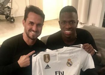 “Saldrá adelante”: Sávio defiende a Vinicius Jr. y pide paciencia ante su racha en el Real Madrid